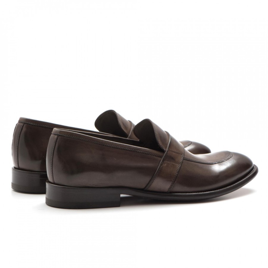 Manner SANGIORGIO Slipper | Mokassin Aus Handgewachstem Braunem Leder